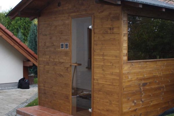 Venkovní sauna se skly